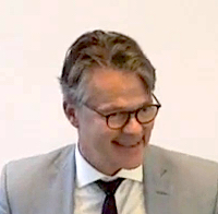 Dr. Marcus Schröter